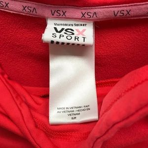 VS Sport Pullover